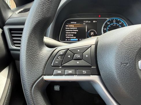Certified 2024 Nissan Leaf S FWD image 23