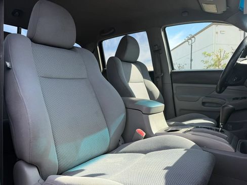 Used 2011 Toyota Tacoma PreRunner w/ TRD Sport Pkg w/JBL Audio RWD image 15
