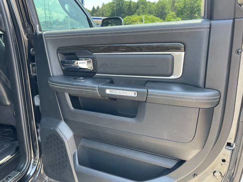 Used 2017 RAM 1500 Limited image 33