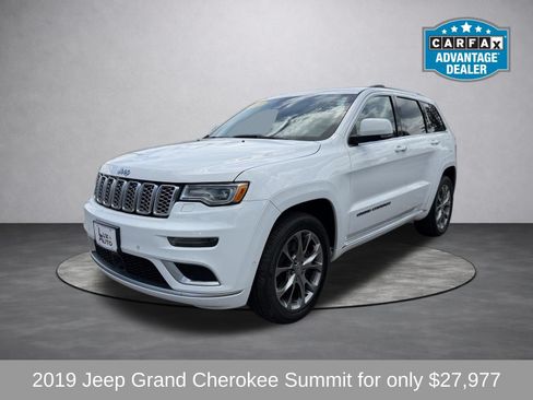 Used 2019 Jeep Grand Cherokee Summit AWD/4WD image 4