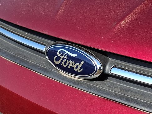 Used 2014 Ford Escape SE w/ Equipment Group 201A FWD image 4