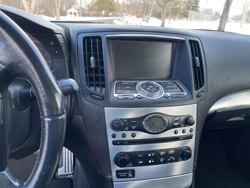 Used 2010 INFINITI G37 Sport image 35