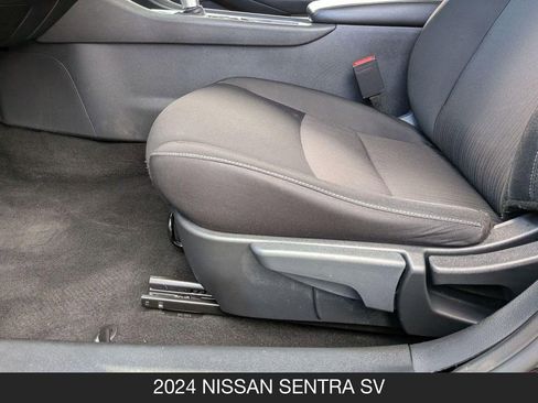 Used 2024 Nissan Sentra SV FWD image 15