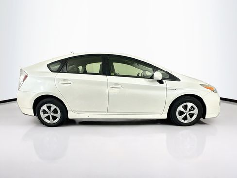 Used 2015 Toyota Prius Two FWD image 10