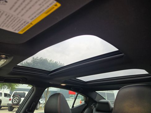 Used 2019 Nissan Maxima SR w/ Premium Package image 33