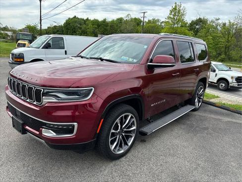 Certified 2022 Jeep Wagoneer Series III w/ Premium Group I AWD/4WD image 1