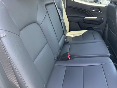 New 2026 GMC Canyon Elevation w/ Convenience Package RWD image 25