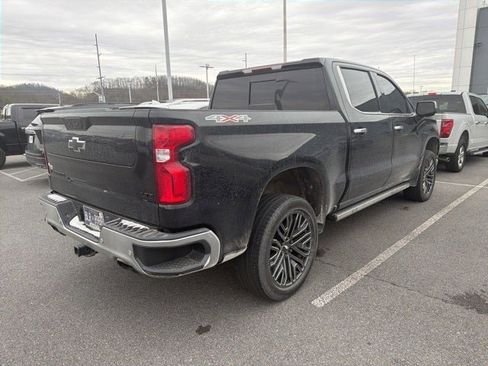 Used 2022 Chevrolet Silverado 1500 LTZ w/ LTZ Convenience Package II image 7