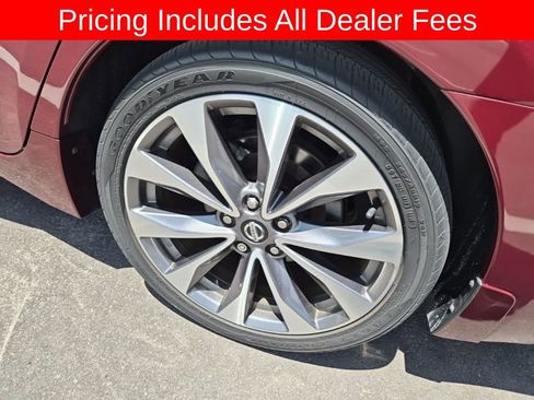 Used 2019 Nissan Maxima Platinum w/ Illumination Package FWD image 15