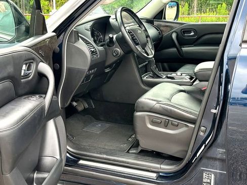 Used 2024 INFINITI QX80 Luxe image 10