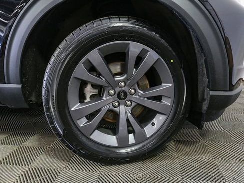 Used 2023 Ford Explorer XLT w/ Equipment Group 202A image 15