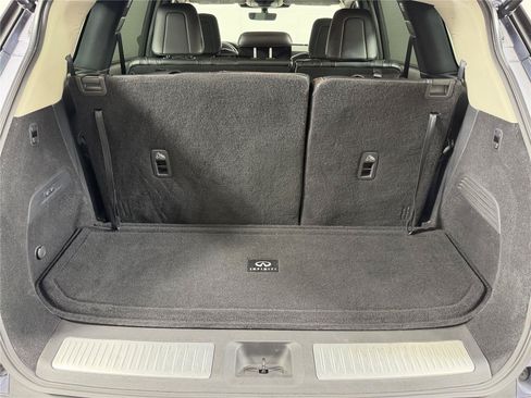 Used 2023 INFINITI QX60 Sensory w/ Cargo Package AWD/4WD image 16