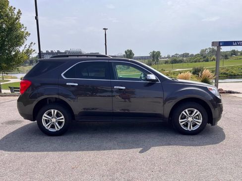 Used 2014 Chevrolet Equinox LT w/ Driver Convenience Package image 4