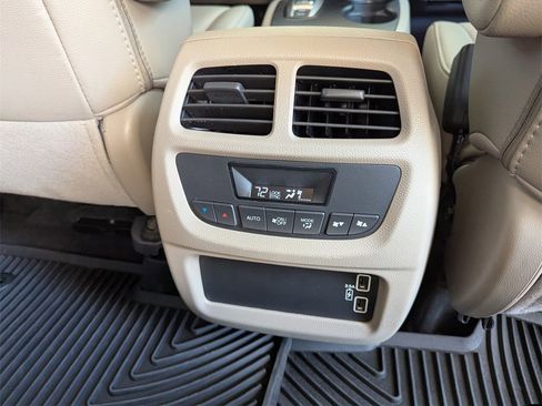 Used 2022 Honda Pilot Special Edition image 36