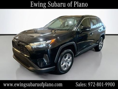 Used 2025 Toyota RAV4 XLE FWD image 3