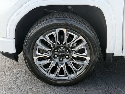 Used 2024 GMC Sierra 1500 Denali Ultimate AWD/4WD image 19