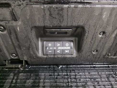 Used 2023 GMC Sierra 1500 AT4X AWD/4WD image 9