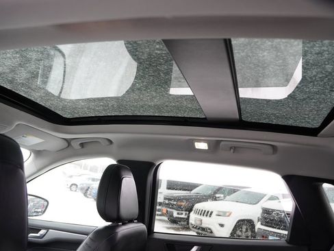 Certified 2023 Ford Escape Platinum image 23