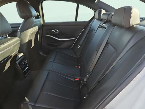 Used 2025 BMW 330i 330i image 10