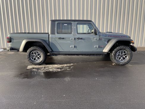 New 2026 Jeep Gladiator Rubicon w/ Safety Group image 5
