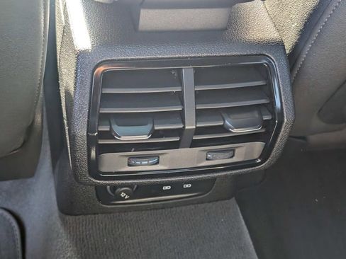 Used 2022 Audi Q3 2.0T Premium image 12