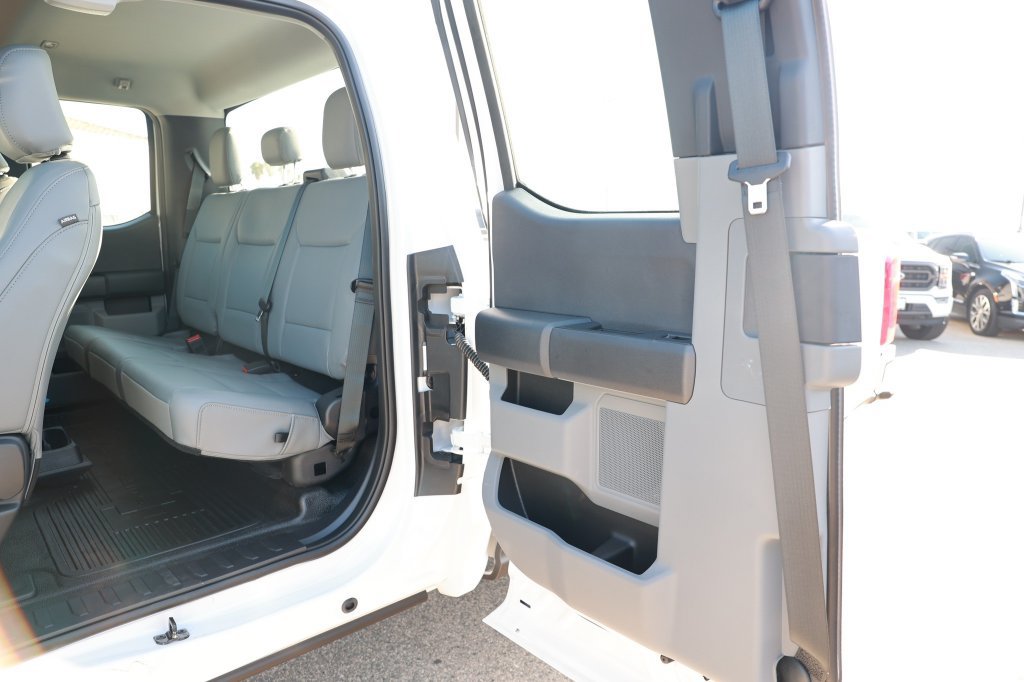New 2027 Ford F350 XL w/ XL Chrome Package RWD image 38