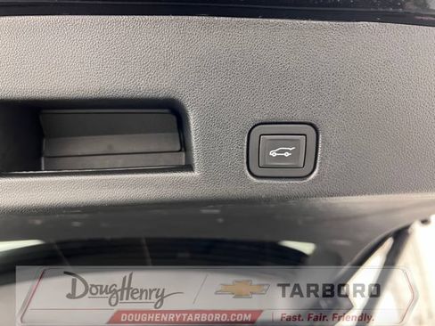 Used 2025 GMC Acadia Elevation FWD image 37