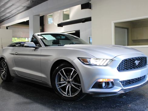 Used 2016 Ford Mustang Premium RWD image 44