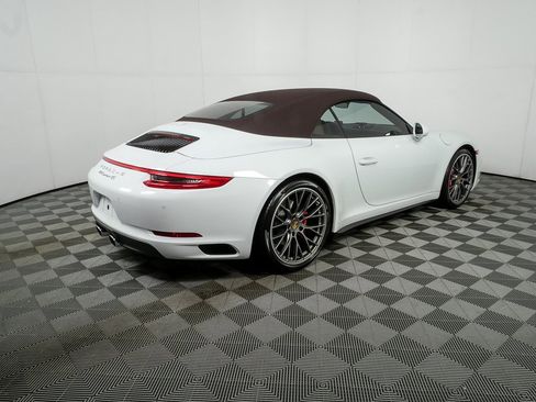 Certified 2018 Porsche 911 Carrera 4S image 28