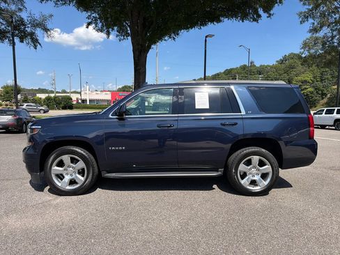 Used 2020 Chevrolet Tahoe LT w/ Luxury Package RWD image 7