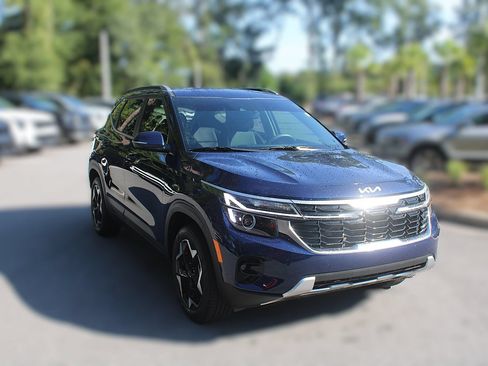Certified 2026 Kia Seltos EX FWD image 15