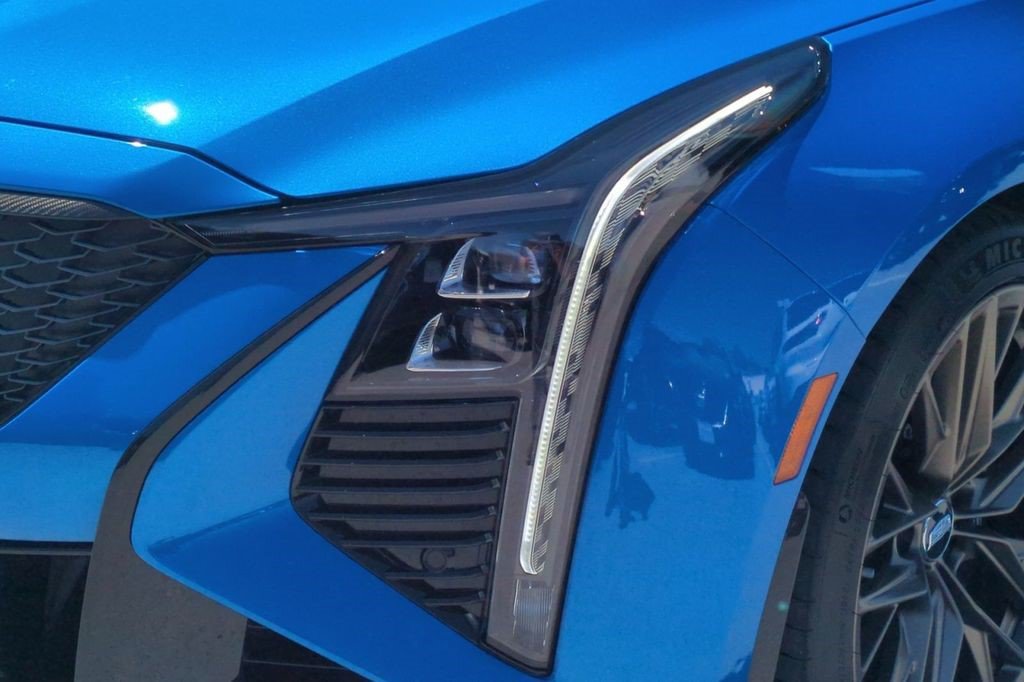 Certified 2025 Cadillac CT5 V Blackwing w/ Carbon Fiber 2 Package RWD image 21