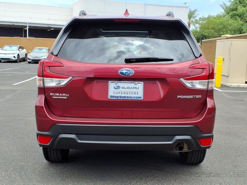 Certified 2023 Subaru Forester Premium AWD/4WD image 6