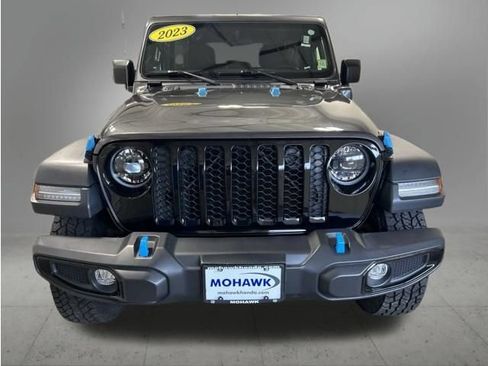 Used 2023 Jeep Wrangler Unlimited w/ Cold Weather Group AWD/4WD image 9