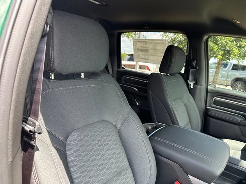 New 2026 RAM 1500 4x4 Crew Cab image 35