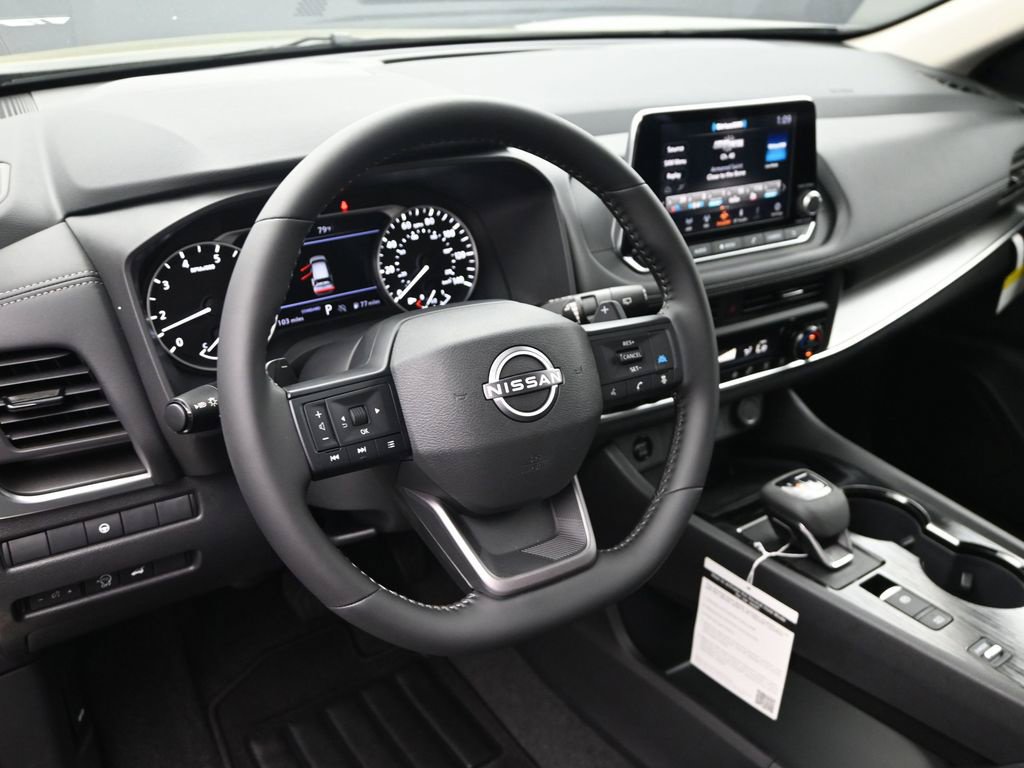 Certified 2026 Nissan Rogue Dark Armor FWD image 20