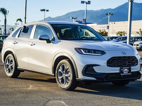 New 2026 Honda HR-V LX image 5