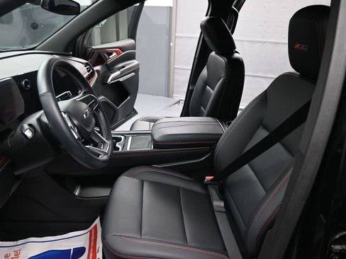 Used 2024 Chevrolet Traverse Z71 image 20