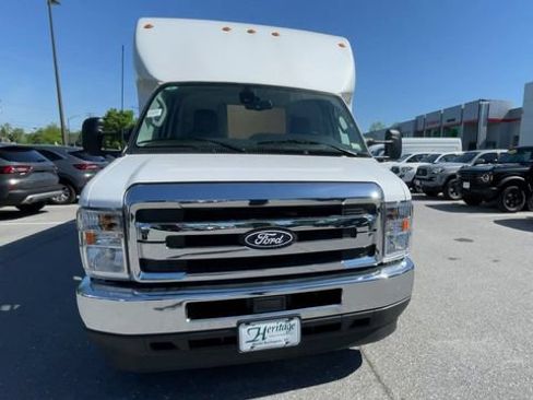 New 2026 Ford E-350 and Econoline 350 Super Duty w/ Power Equipment Group RWD image 7