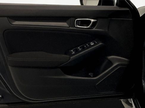 Used 2025 Honda Civic Sport image 19