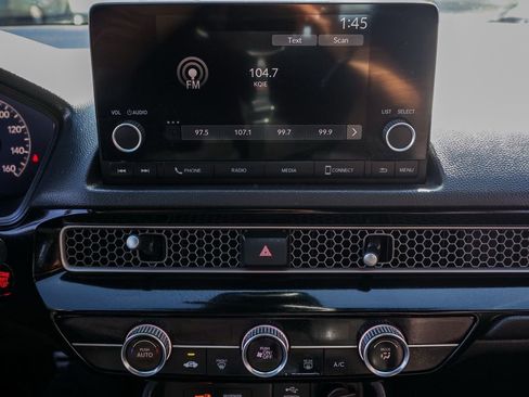 Used 2023 Honda Civic Sport image 28