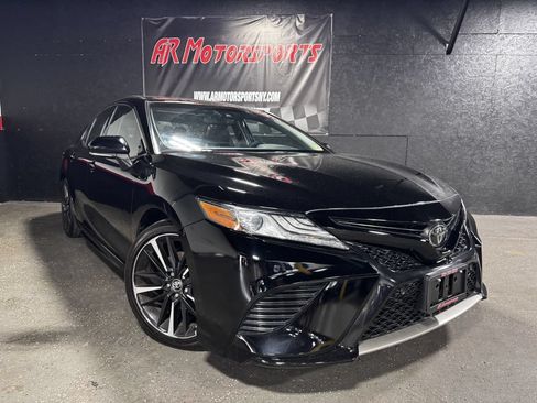 Used 2018 Toyota Camry XSE w/ Protection Package (Q2) FWD image 7