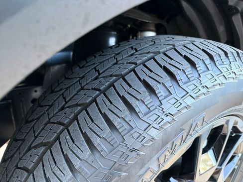 New 2026 Nissan Armada PRO-4X image 11