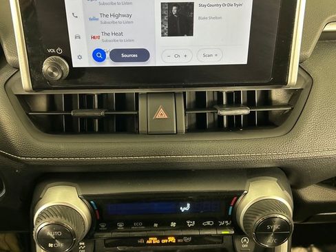 Used 2024 Toyota RAV4 XLE image 12