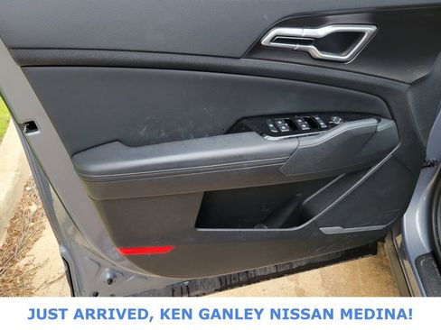 Used 2024 Kia Sportage EX FWD image 14