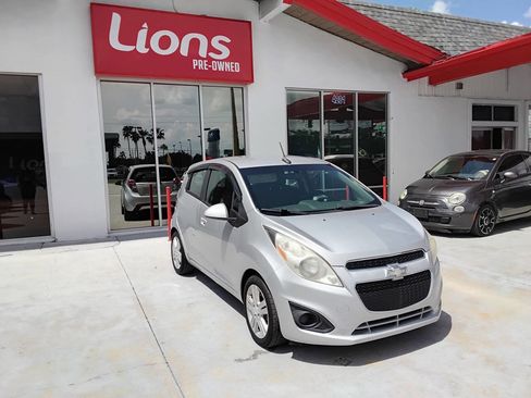 Used 2014 Chevrolet Spark LT image 2