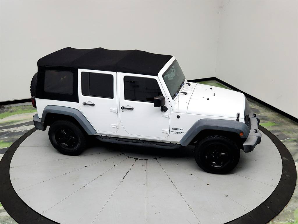 Used 2017 Jeep Wrangler Unlimited Sport w/ Max Tow Package AWD/4WD image 33