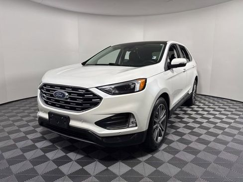 Used 2022 Ford Edge Titanium w/ Class II Trailer Tow Package image 1