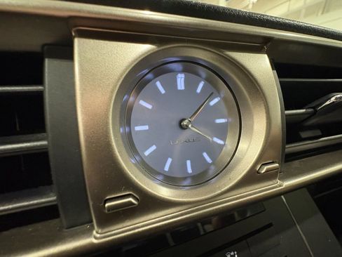 Used 2016 Lexus IS 300 AWD w/ Navigation System Package image 24