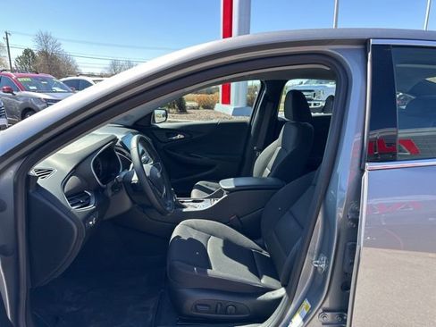 Used 2023 Chevrolet Malibu RS FWD image 17